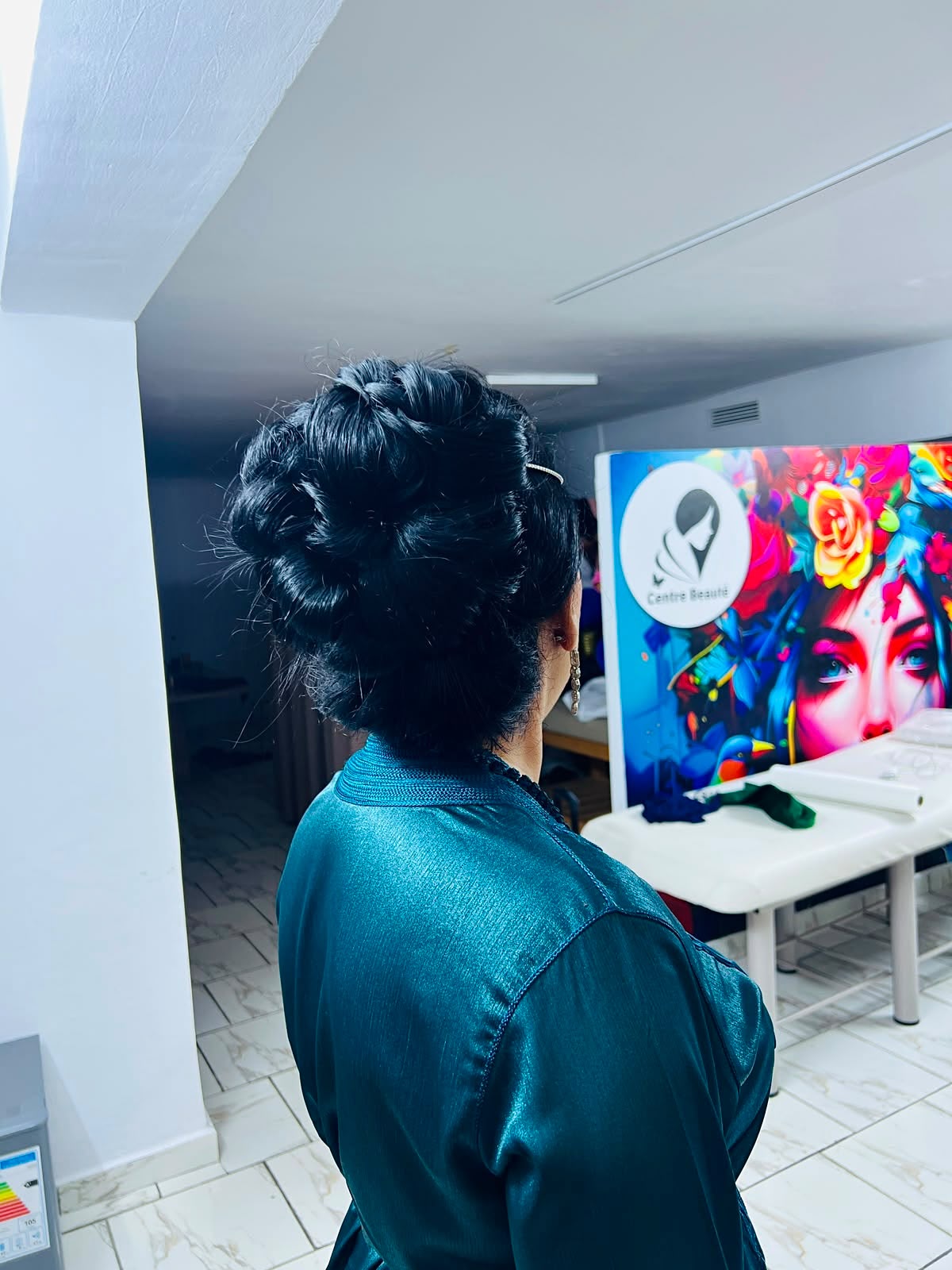 Coiffure de mariée réalisée par le Centre Beauté Côté Parapharmacie à Casablanca 2
